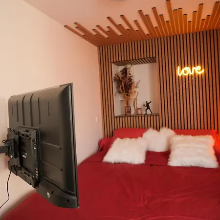 - Luxe Et Romance *