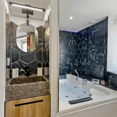 - Luxe Et Romance بور أو بريس